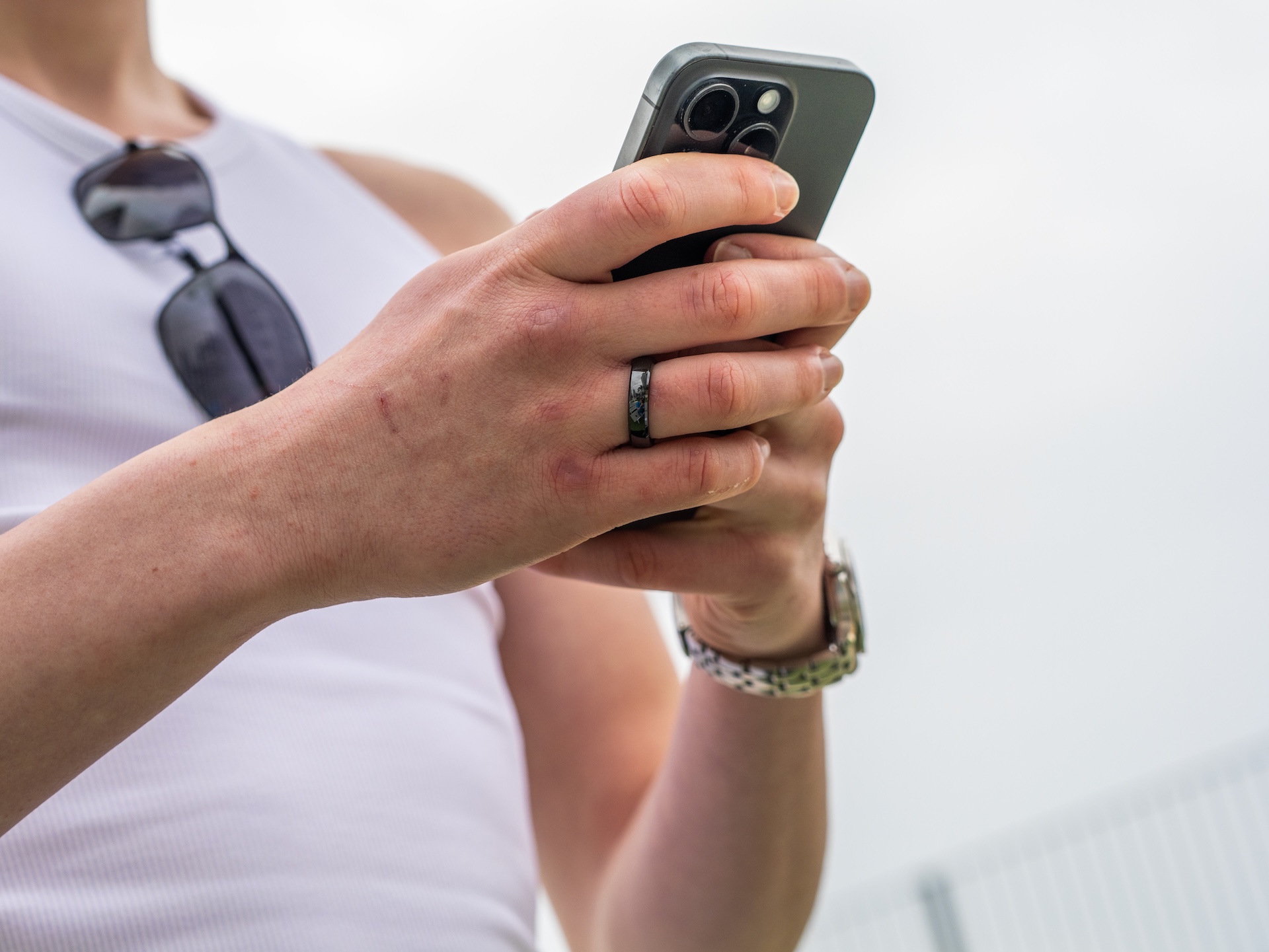 Anello di pagamento RingPay indossato